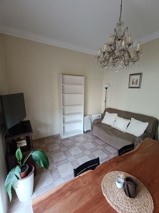 Quarto em T2 amadora