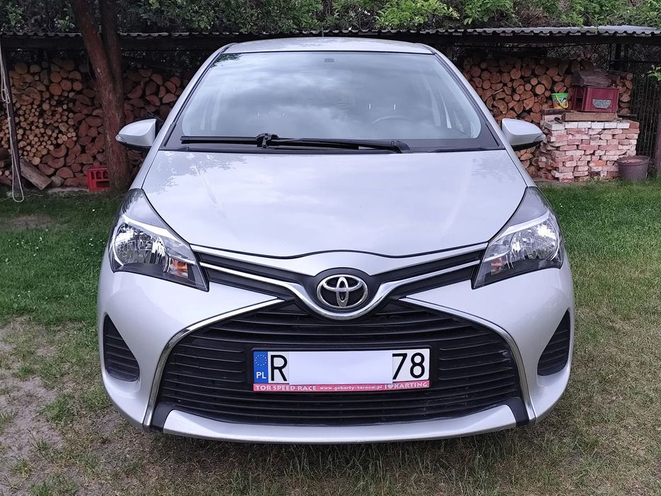 Toyota Yaris Salon Polska !!! Stan BDB !!! Zadbana !!! 1 Rejestracja 2017 rok