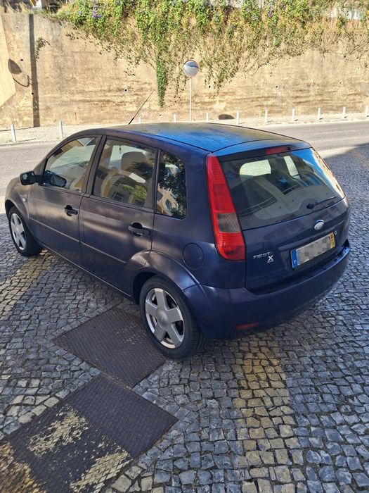 Ford Fiesta 1.25i-16v Xtrend 5p 2004
