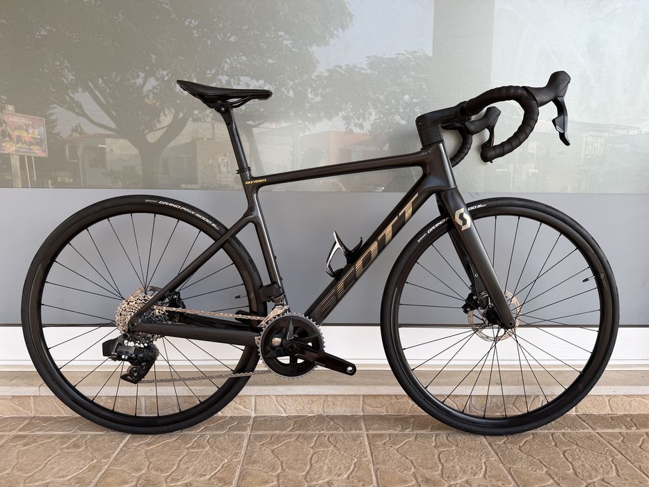 Bicicleta Scott Addict - Mudancas electricas