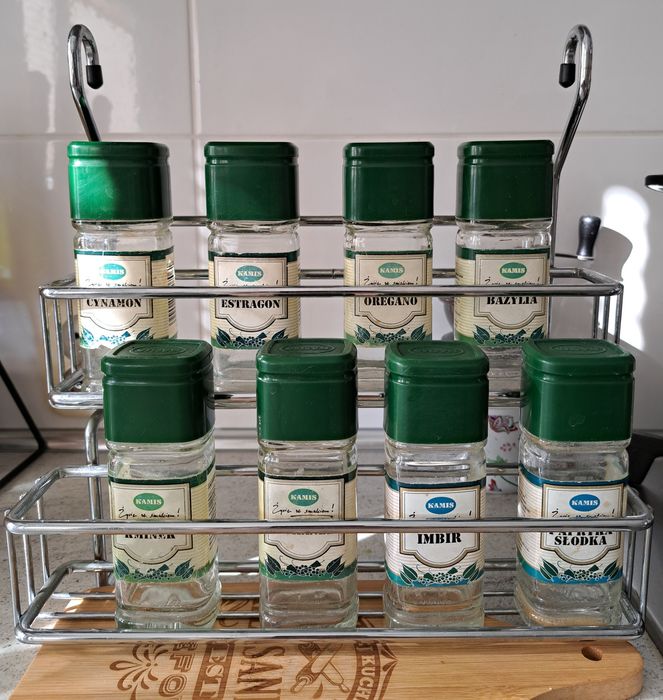 Półeczka na przyprawy