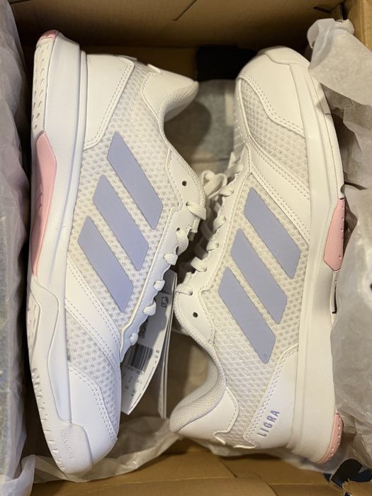 Sapatilhas Adidas Ligra 8- novas