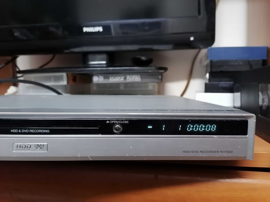 Nagrywarka  LG RH7500 HDD 80gb
