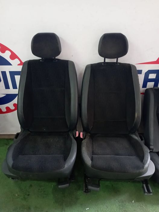 Bancos Frontais e Traseiros Renault Laguna III 2008