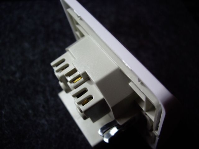 Tomada Shucko c/2 USB para Carregamento de Telemóveis (nova)