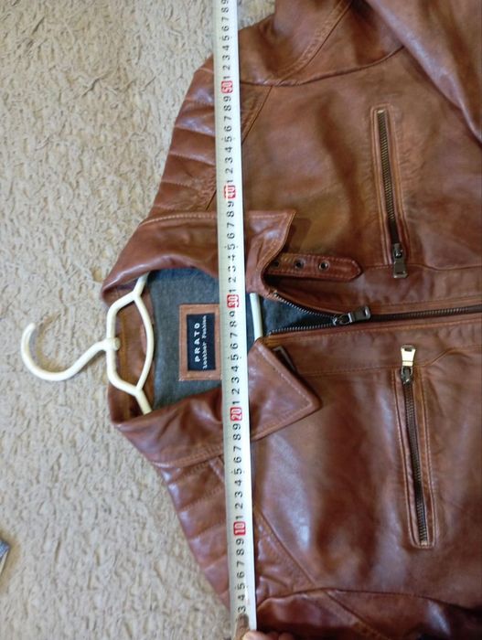 Чоловіча шкіряна куртка