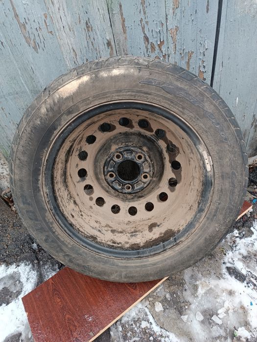 Продам запаску  R16 с диском