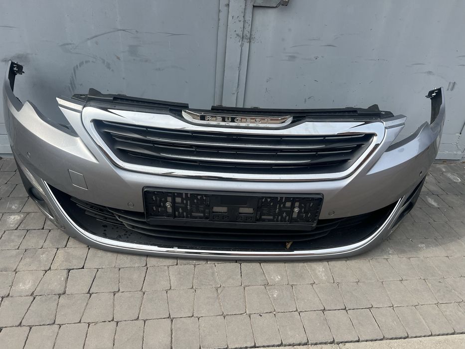 Peogeot 308 t9 бампер.