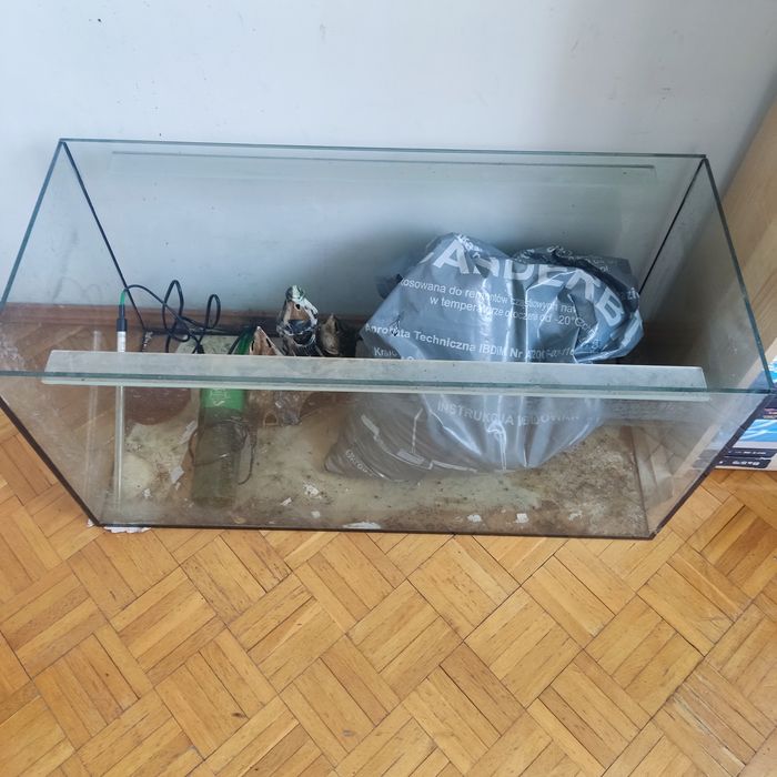 Akwarium 112 l 80×35×40 cm + wyposażenie – komplet