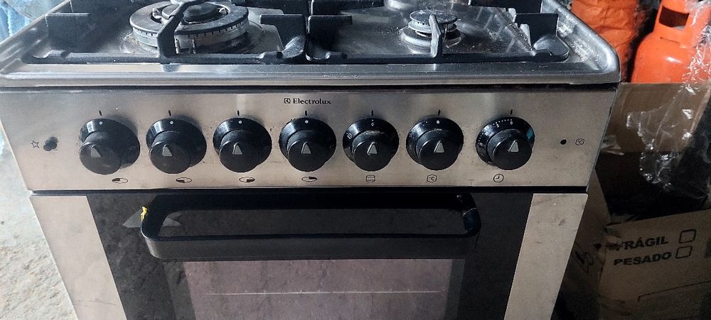 Fogão marca Electrolux