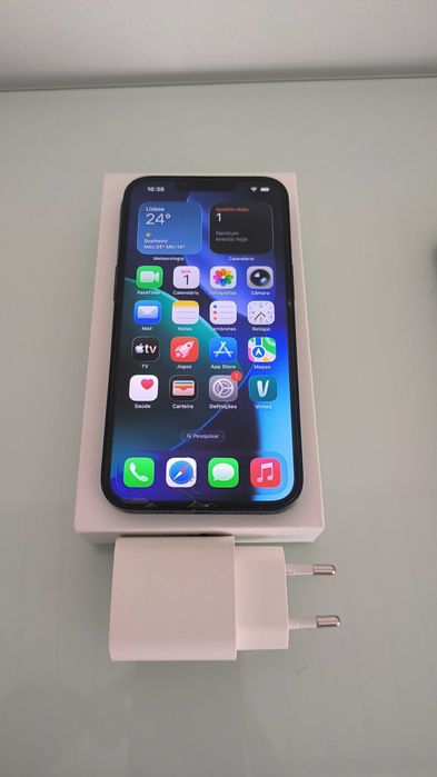 iPhone 13 128GB Midnight Blue