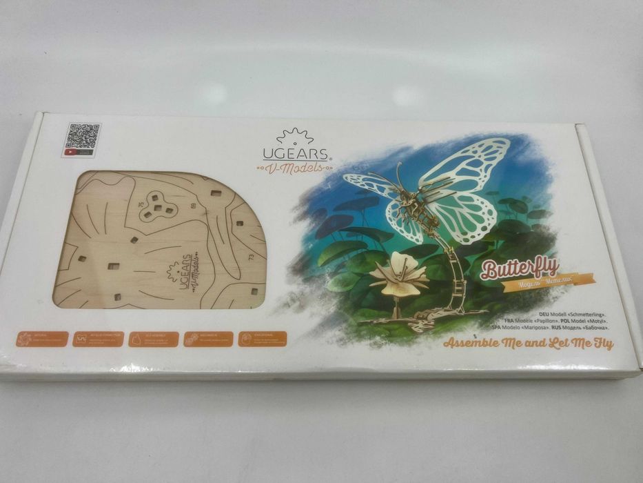 Ugears. Mechanical Model  Butterfly
