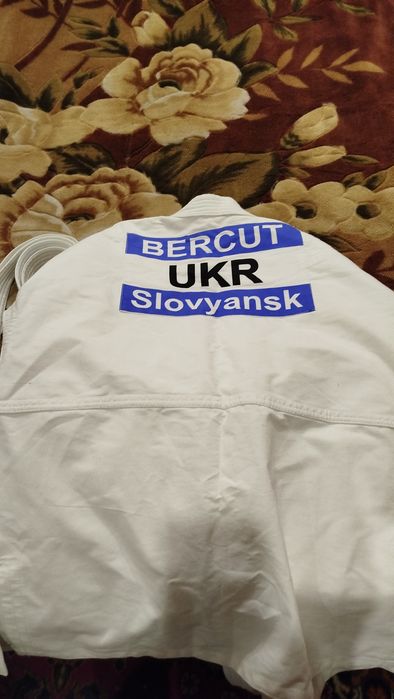 Продам кимоно 2900