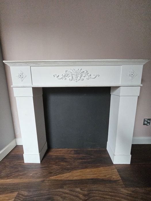 Atrapa kominka , kominek