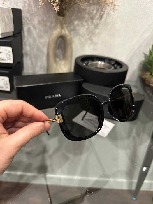 Сонцезахисні окуляри PRADA PR 04WS 05M3D0 53 мм прада чорні