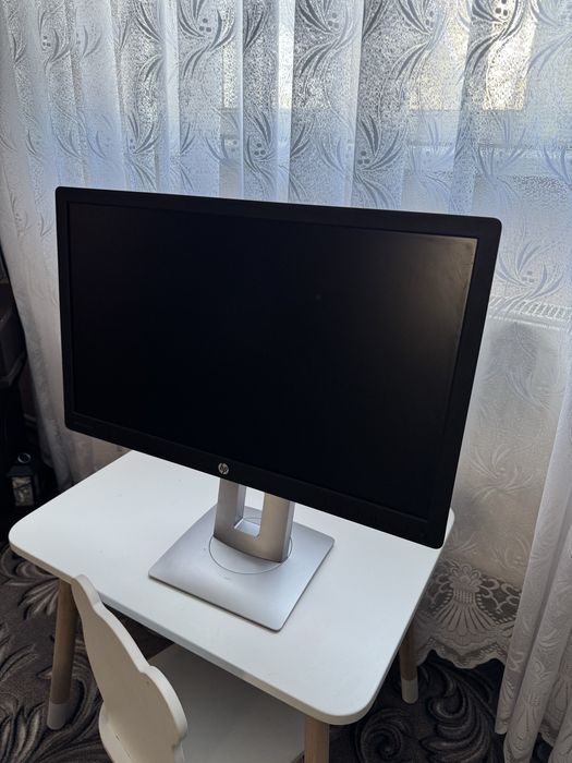 Монітор HP E232 до компʼютера