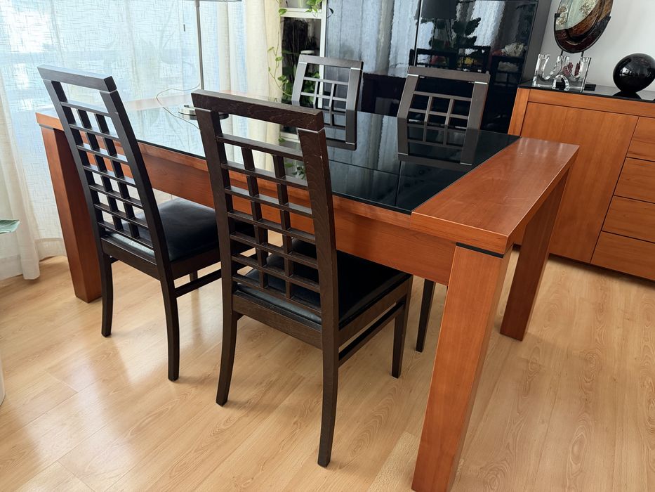 Mesa Cerejeira maciça extensivel. 180 (250) x80