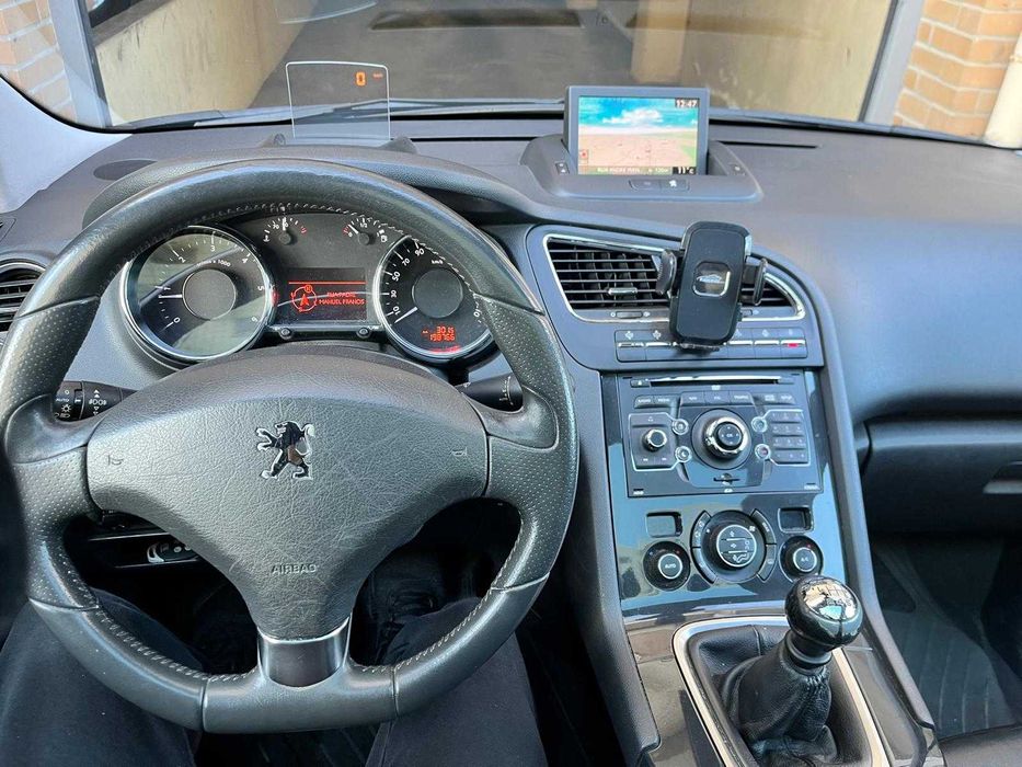 Peugeot 5008 1.6 diesel excelente estado!!!