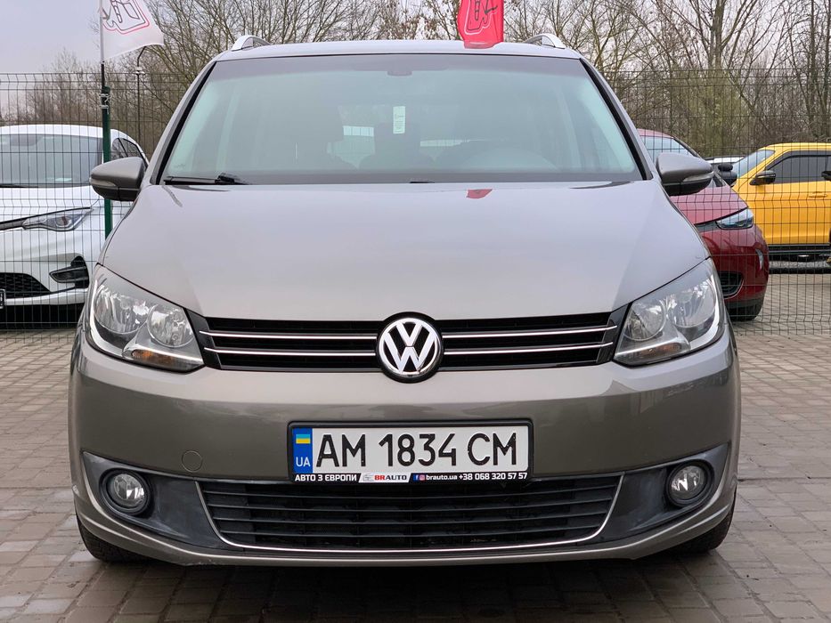 Volkswagen Touran 2011