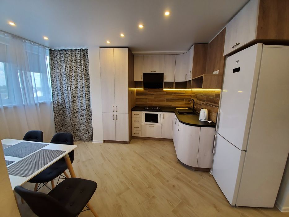 Квартира подобово (посуточно) Sleep & Flight