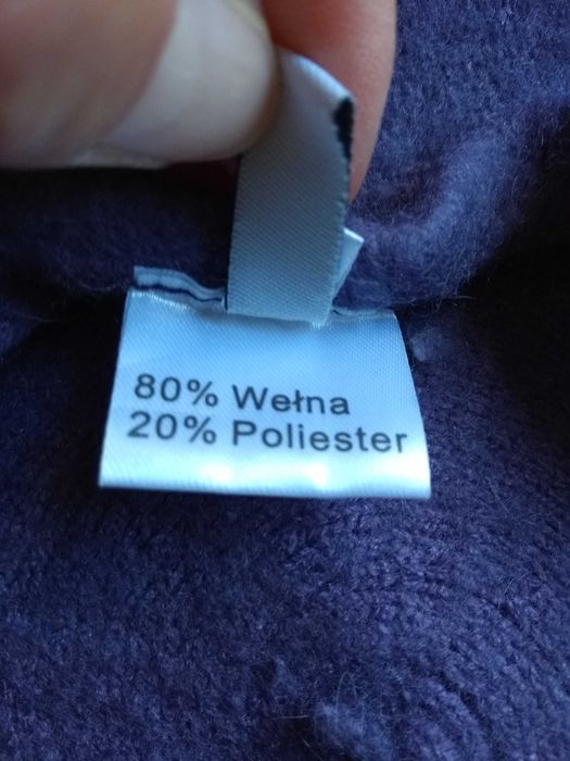 Beret damski - 80% wełna.