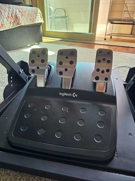 Logitech G29 Driving Force Volante de Corrida + suporte