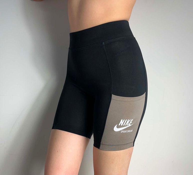 Damskie sportowe kolarki Nike