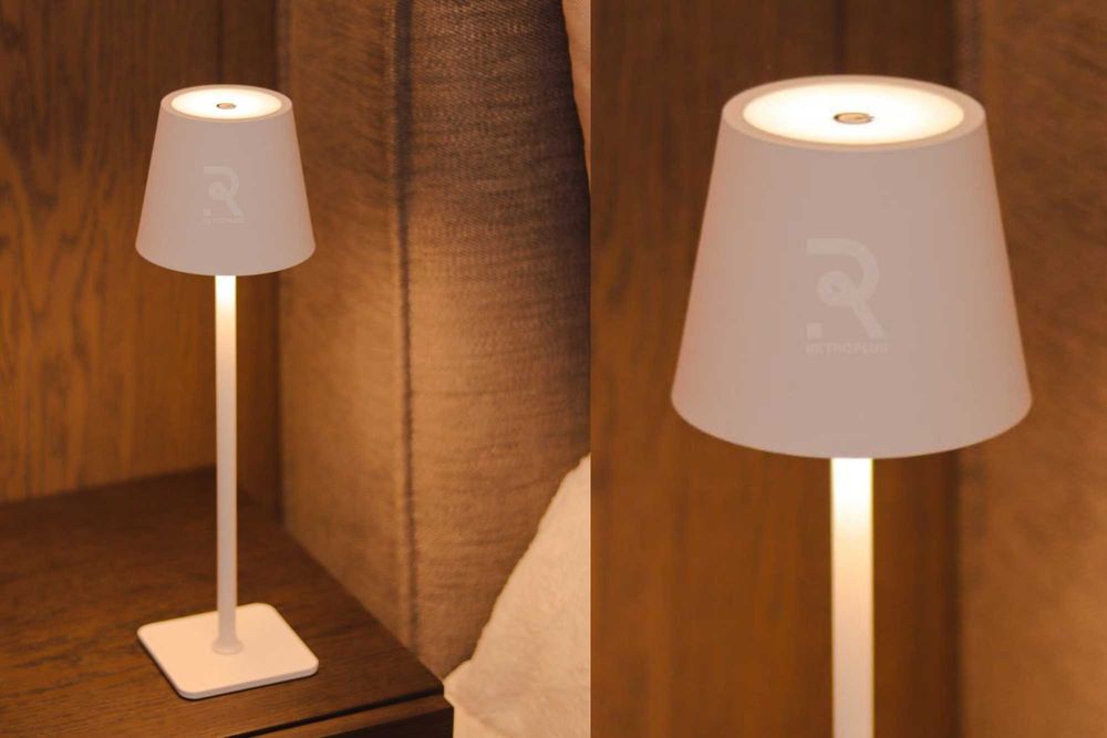 Сучасна настільна лампа з LED освітленням. Ночнік.