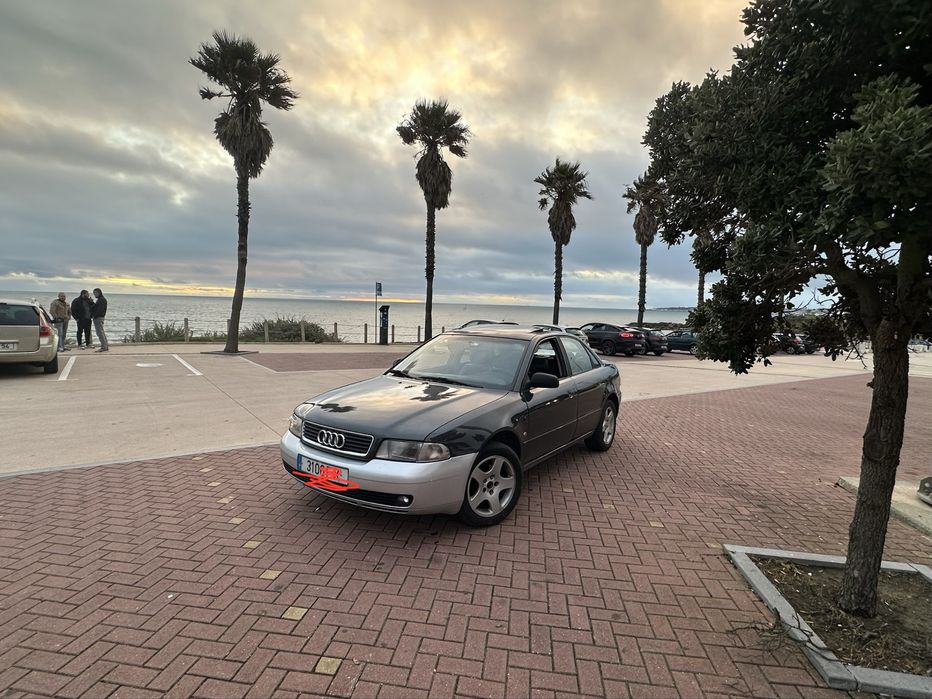 Segue para venda Audi A4 B5
