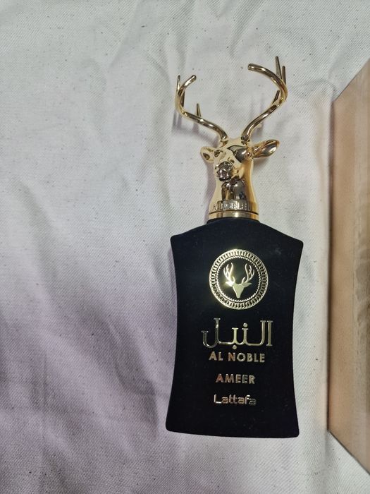perfume Lattafa Al Noble Ameer Eau de Parfum.