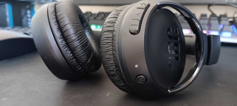Auscultadores JBL Tune 510 BT Bluetooth Pretos