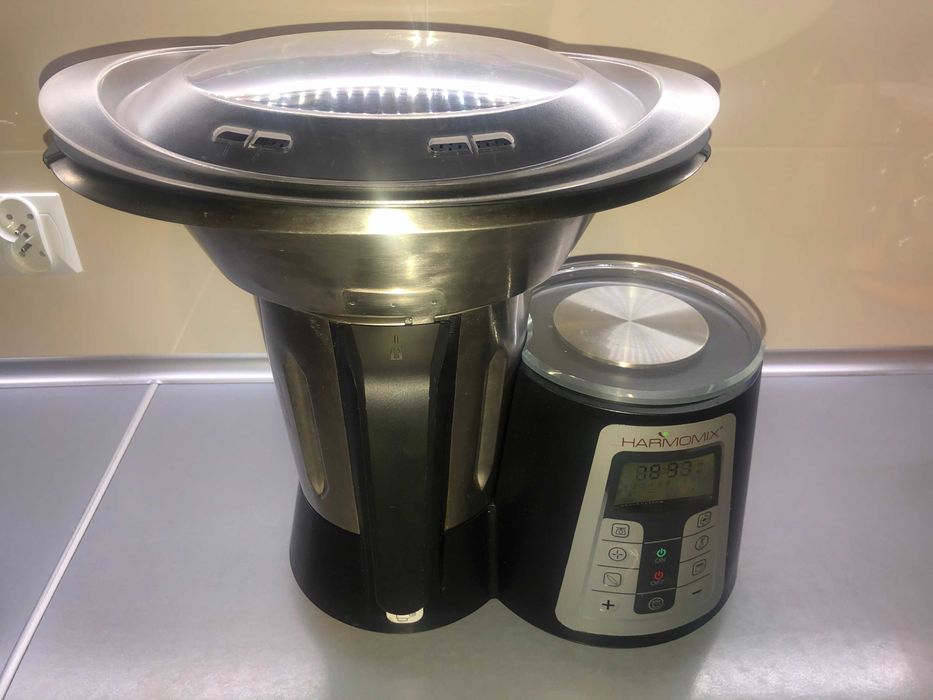 Robot kuchenny wielofunkcyjny HARMOMIX YX022