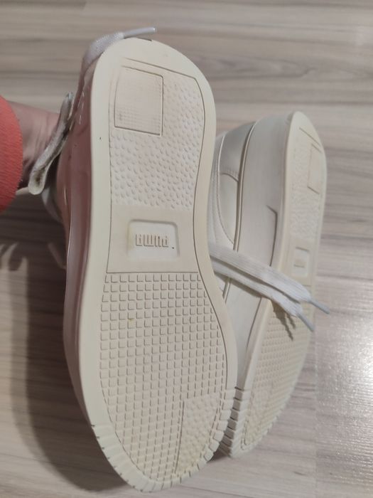 Ботінки фірми puma