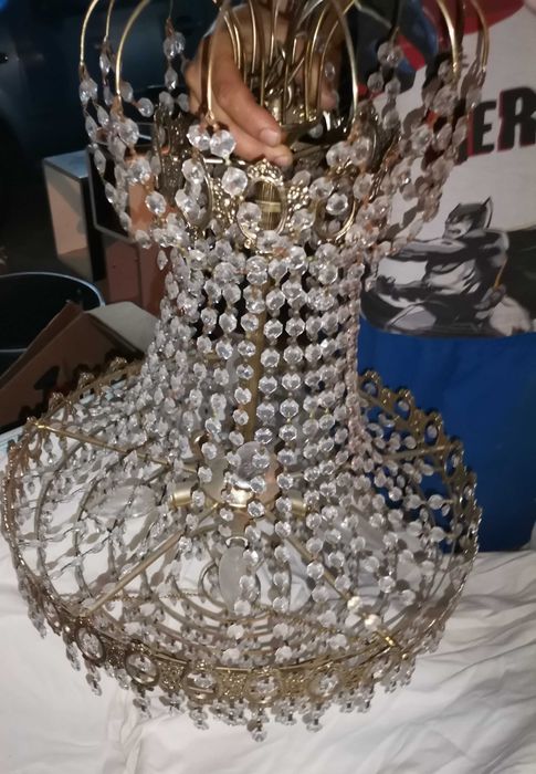 Antigo Lustre Estilo Império Francês em Bronze e Cristal (Cesta)