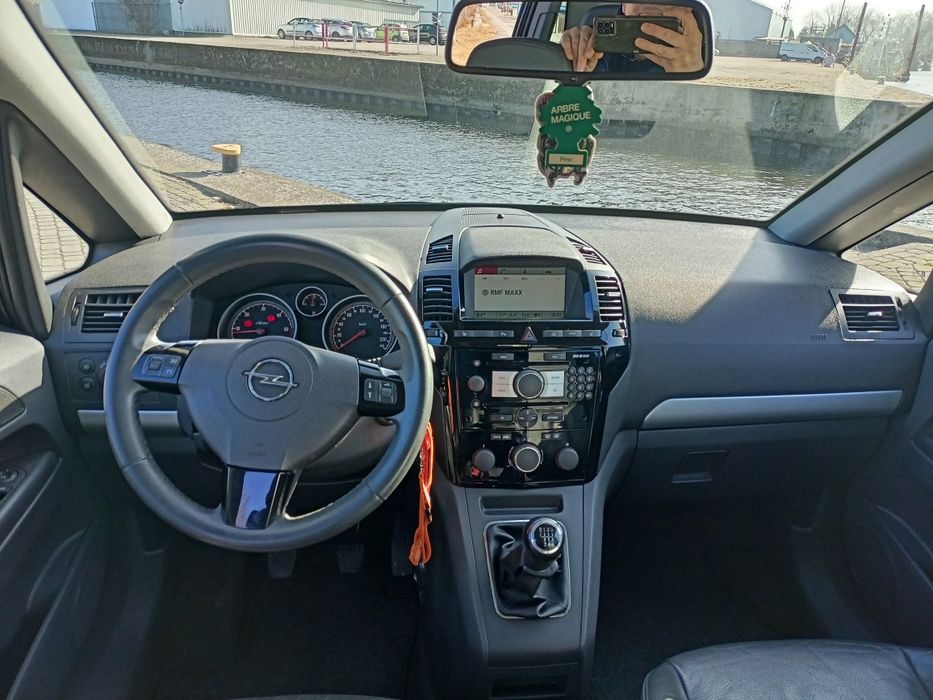 Opel Zafira B 1.9cdti 150km OPC line+ IRMSCHER