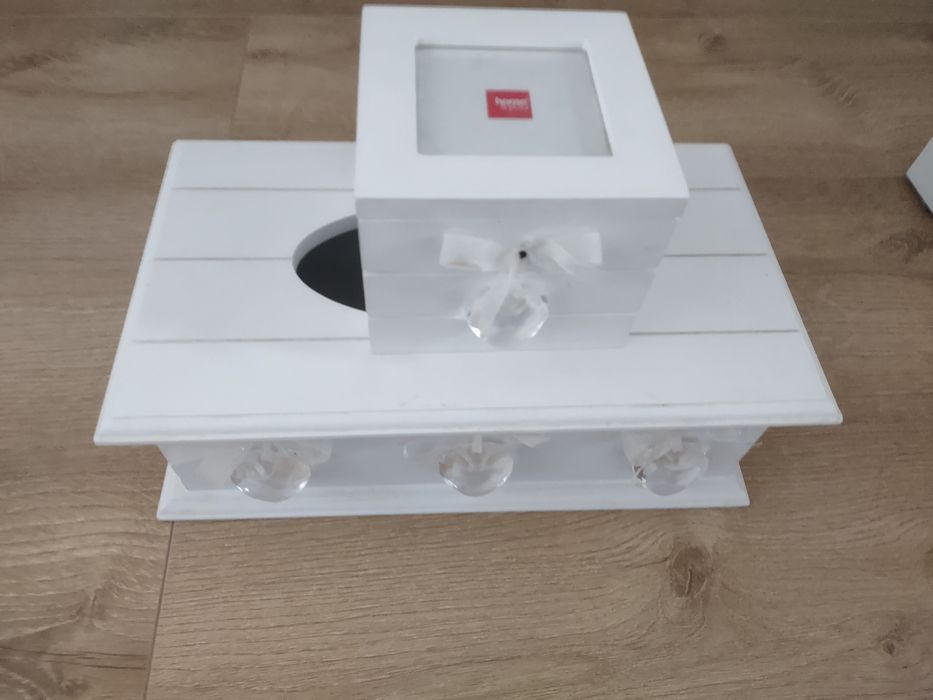 Chusteczki + szkatułka Home You