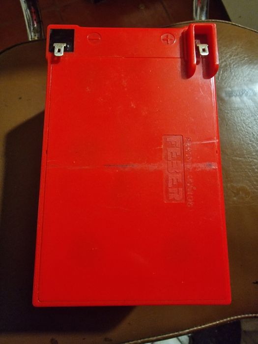 Bateria para trotinete ou mota eletrica mais antiga
