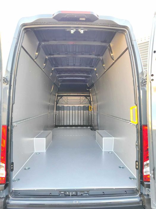 Iveco Daily L4H3 Zabudowy samochodów dostawczych KNAUTECH