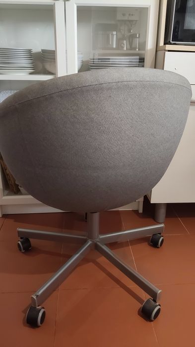 Vendo cadeira- escritório IKEA