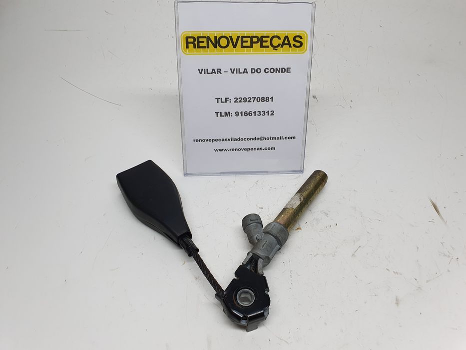 Encaixe de cinto frente esquerdo OPEL Vivaro A Furgão (X83)