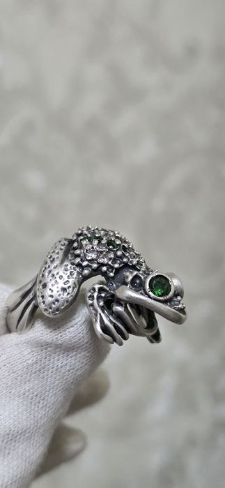 Срібне колечко  .