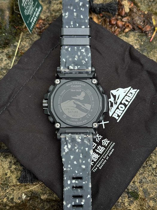 Годинник Casio Pro Trek PRW-61NJ-1E