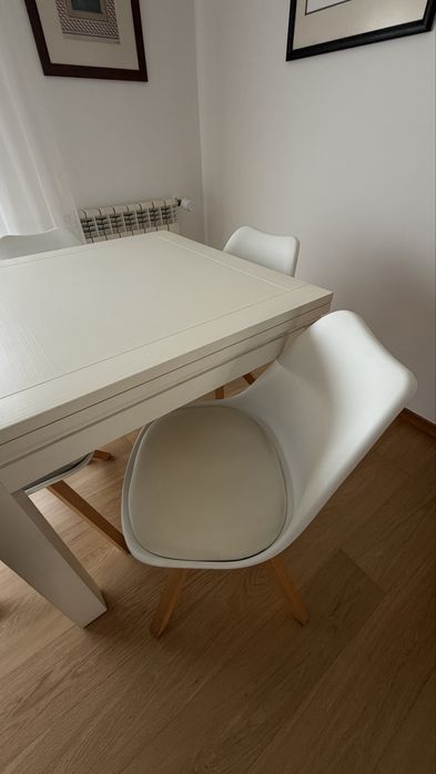 Mesa de Jantar + Cadeiras