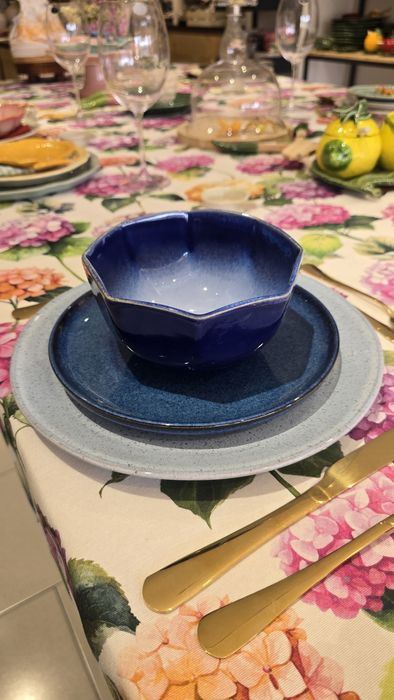 Conjunto de jantar azul