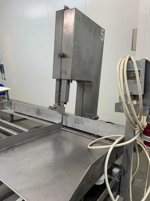 Piła z prowadnicą do ryb, mięsa