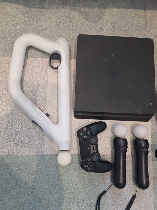 Playstation 4 + PS VR + AIM Controller
