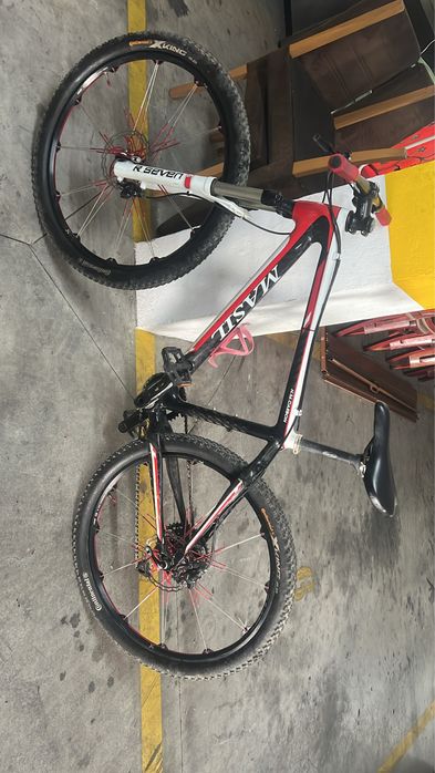 bicicleta de carbono