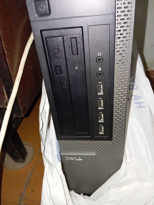Робочий системний блок Dell Opti Plex+Core i3-3240+ліцензія 7Pro