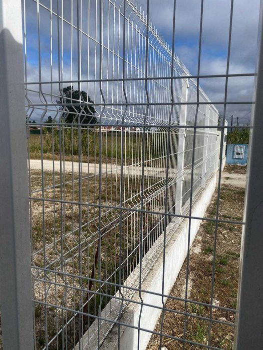 Arrendo Armazém com 350 m2 em Benavente