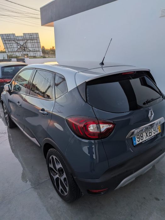 Captur como Novo | 2019 |  LED